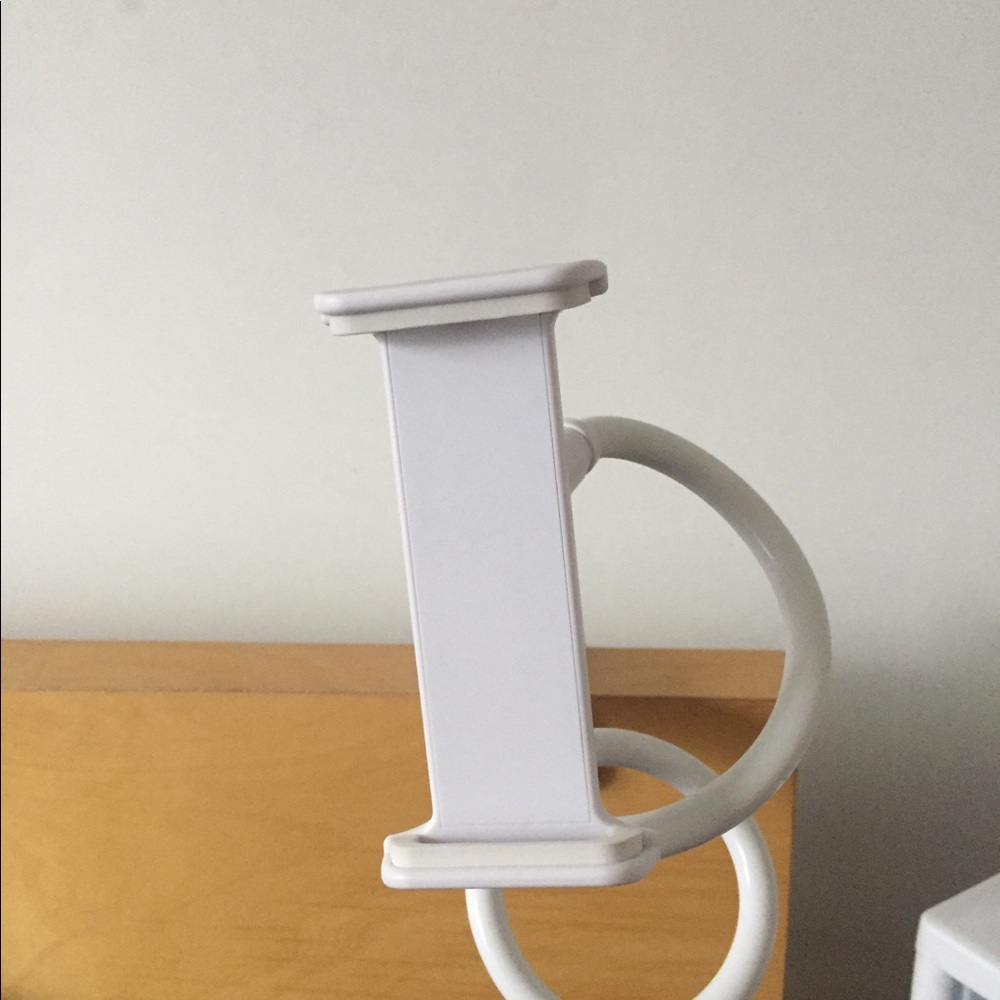 Adjustable Universal Tablet Stand - Picture 5 of 5